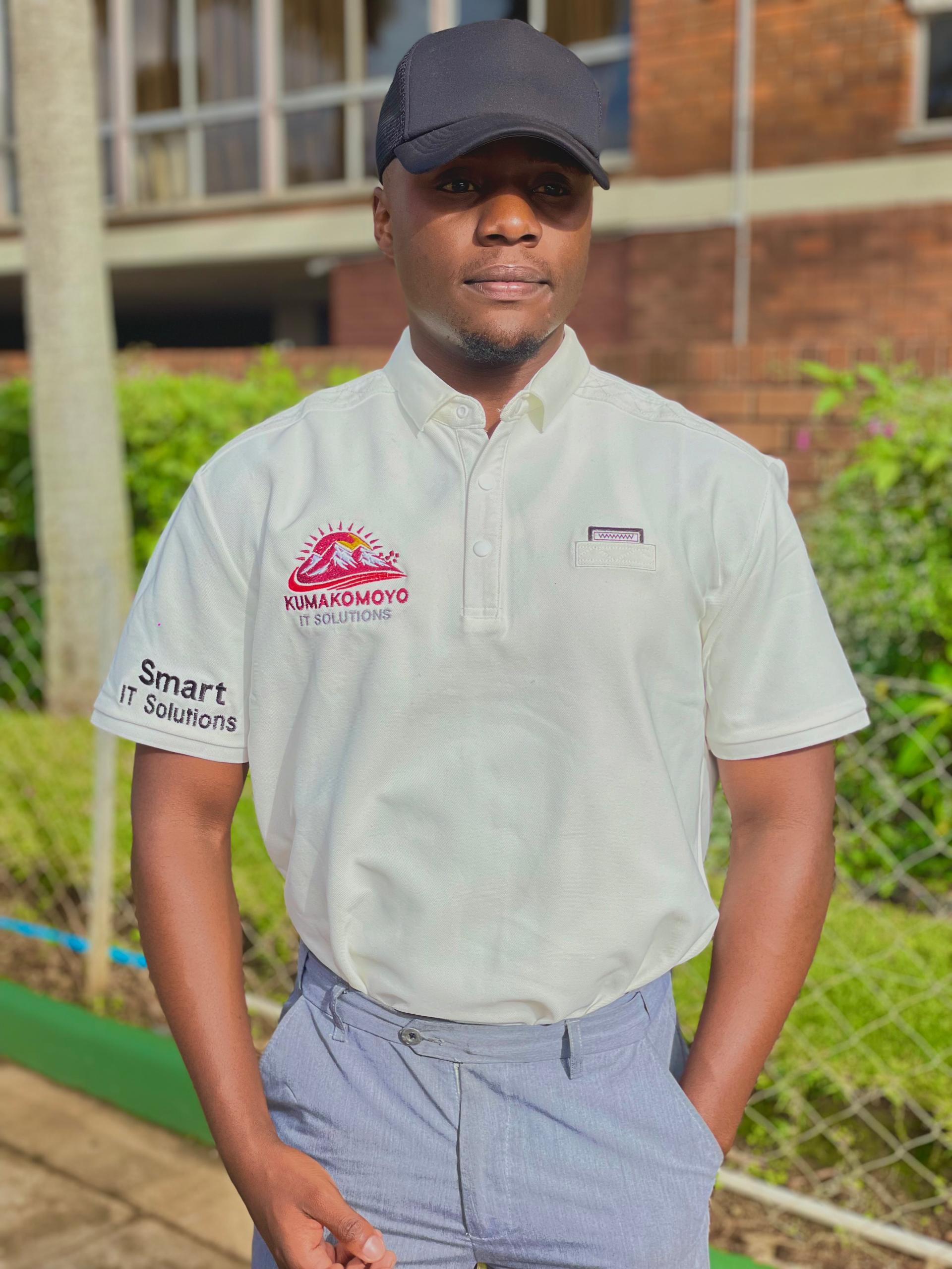 Kumakomoyo branded apparel